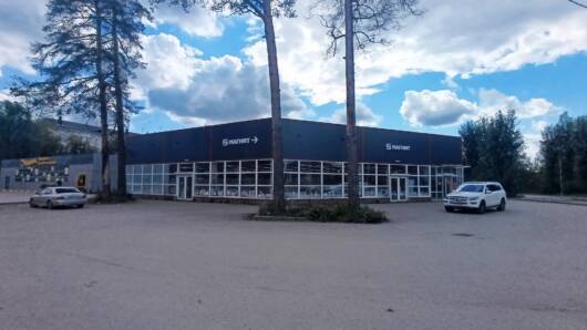 Продам торговое помещение 1397 м²