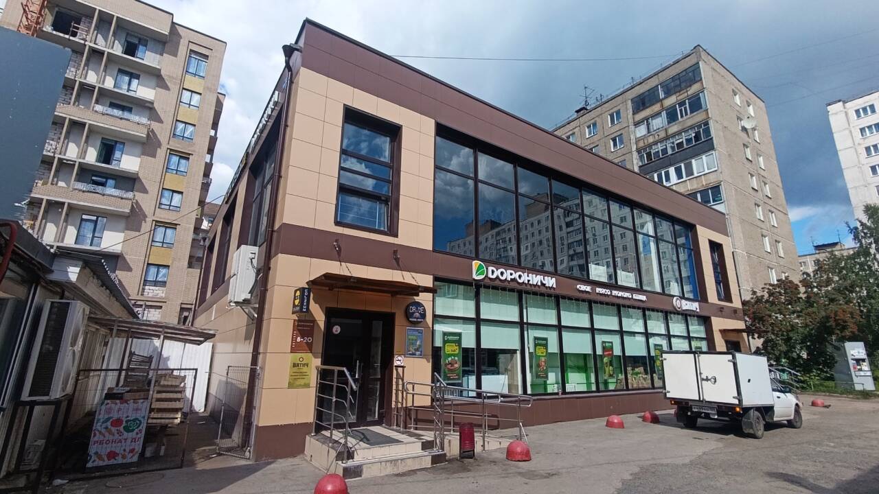 Продам торговое помещение 751 м²