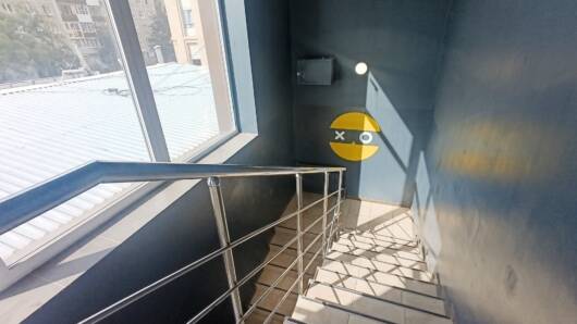 Продам торговое помещение 751 м²