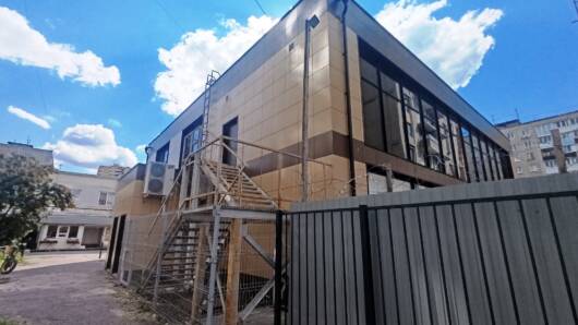 Продам торговое помещение 751 м²