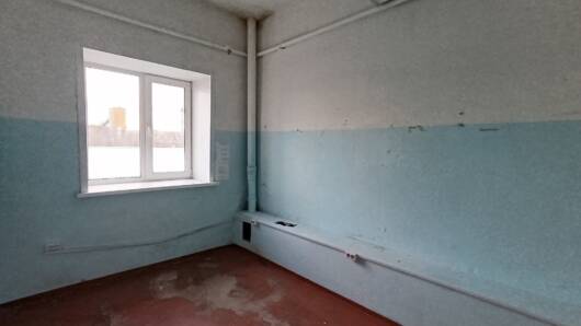 Продам свободного назначения 1367.9 м²