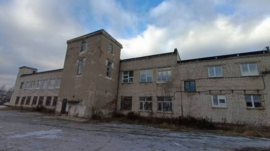 Сдам свободного назначения 1367.9 м²